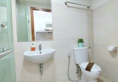 In-room Bathroom 7 Woodland Park Residence-Relaxed and Friendly