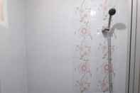 In-room Bathroom Triple A Homestay 3 (Syariah)		