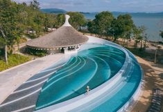 สระว่ายน้ำ 5 Island Escape Burasari