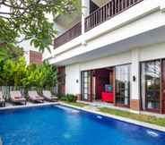 Kolam Renang 5 Villa M Bali Umalas