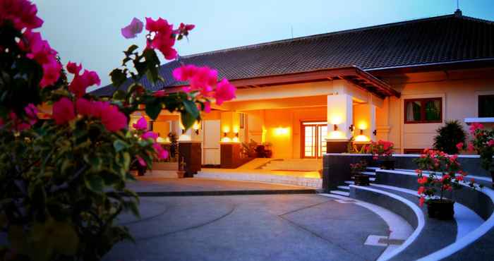 ภายนอกอาคาร Labersa Garden Inn