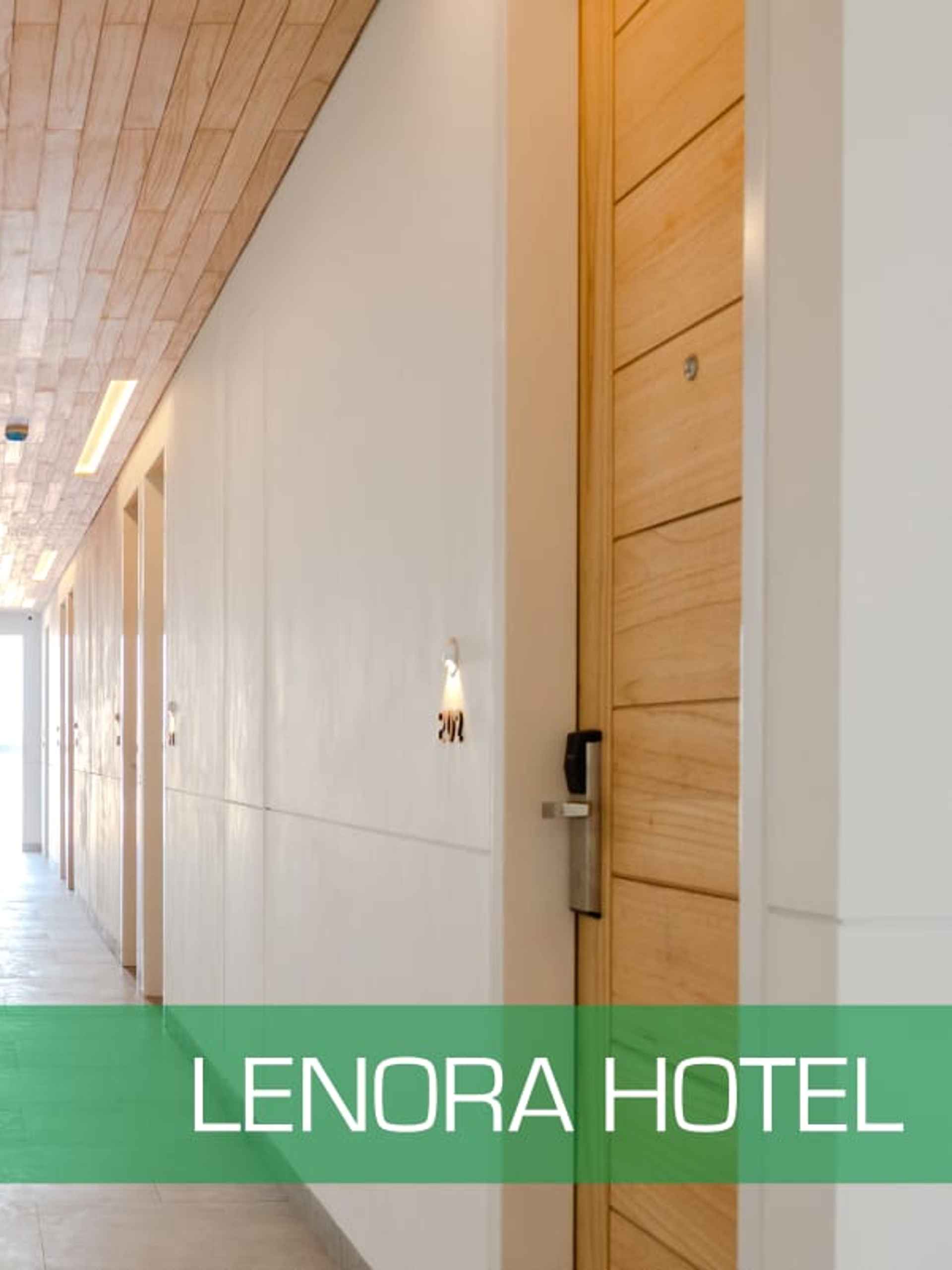 Exterior Lenora Hotel