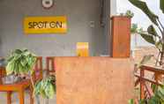 Lobi 6 SPOT ON 1746 Putri Kuning Residence