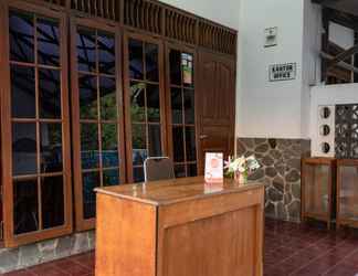 Lobby 2 SUPER OYO 1778 Omah Duwet