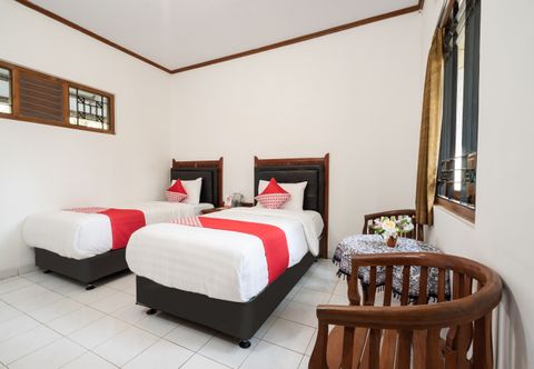 Bedroom Hotel O Omah Duwet