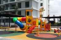 Entertainment Facility JS 01-Platino 3min walk to Paradigm Mall 6 to 8pax