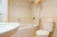 In-room Bathroom 3 BR Batavia Apartment By Sava Jakarta