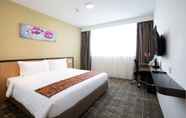 Kamar Tidur 5 Hotel 7 Suria