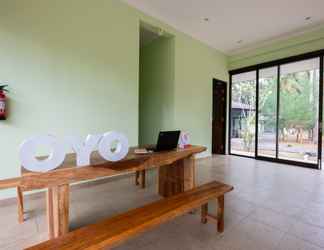 Lobby 2 OYO 1605 Puput Resort Batulayar Senggigi