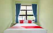 Bilik Tidur 2 OYO 1605 Puput Resort Batulayar Senggigi