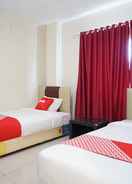 BEDROOM OYO 1647 Hotel Pavilliun 02 Syariah