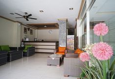 Lobby 7 OYO 1647 Hotel Pavilliun 02 Syariah
