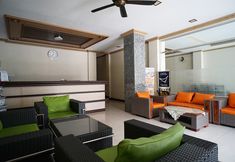 Lobby 6 OYO 1647 Hotel Pavilliun 02 Syariah