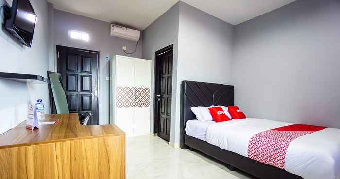 Kamar Tidur OYO 1680 Hanna Residence