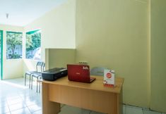 Lobi 6 OYO 1750 Lourdes