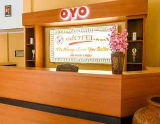 Lobby 2 OYO 1732 Edotel Praya Syariah