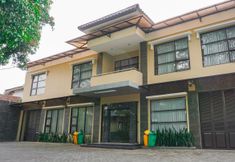 外觀 5 OYO 1740 Tekmira Residence Supratman Syariah