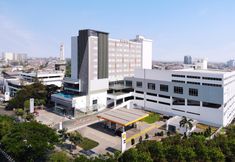 ภายนอกอาคาร 4 HARRIS Hotel & Conventions Bundaran Satelit Surabaya