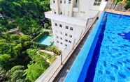 Kolam Renang 6 PARAHYANGAN RESIDENCES by AYA Stays