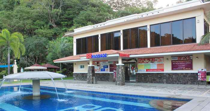 Kolam Renang 88 Hotspring Resort and Hotel