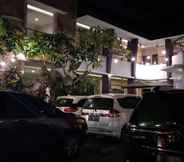 Exterior 3 Dpavilion Guesthouse Malang