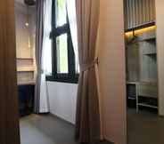 Bedroom 5 ST Signature Tanjong Pagar 