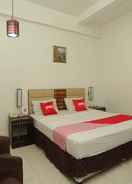 BEDROOM OYO 1724 Hotel Sembilan Sembilan