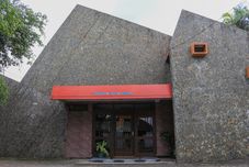 外観 OYO 1710 Hotel Budi Famili 2 Syariah