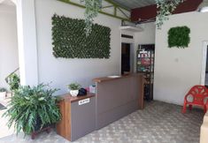 Lobi 5 OYO 1698 Hotel Juma Eluk