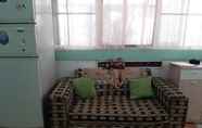 Common Space 6 Niwangi Syariah Backpacker & Homestay