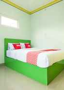 BEDROOM OYO 1763 Dinda Residence Syariah