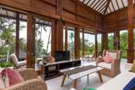 Entertainment Facility Villa Ronggo Mayang at Balian beach
