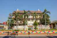 ภายนอกอาคาร Super OYO 1803 Hotel Sarangan Permai