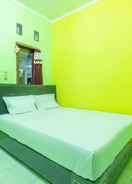 BEDROOM OYO Life 1708 Homestay Anyelir Syariah