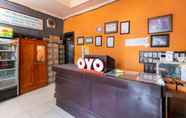 Lobby 6 OYO 1758 Wisma Pelita Mas