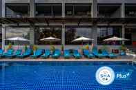 Swimming Pool Maikhao Hotel managed by Centara