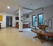 Lobby 6 Uptown Residence Syariah Pondok Pinang