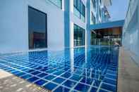 Swimming Pool De Blue @ Sea Rawai Hotel