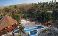 Swimming Pool 6 Gading Treehouse Nusapenida