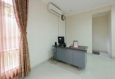 Lobby 6 OYO 1739 Tekmira Residence Sudirman Syariah