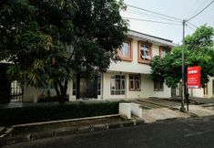 Exterior 2 OYO 1739 Tekmira Residence Sudirman Syariah