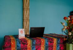 로비 6 OYO 1784 Hj. Aniek Residence