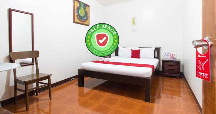 Phòng ngủ RedDoorz @ Holy Spirit Road Tagaytay