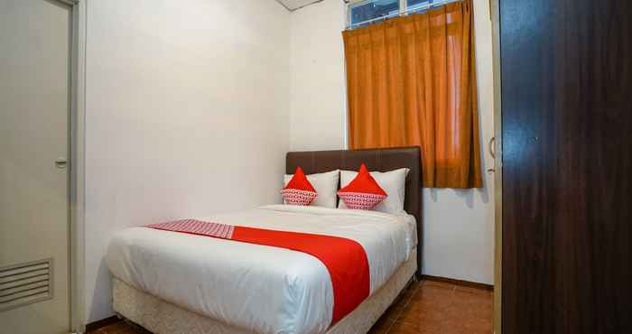 Kamar Tidur Super OYO 1844 Bravo Residence