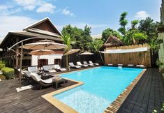สระว่ายน้ำ 2 Sanctuary Luang Prabang Hotel