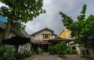 Exterior 6 OYO 1801 Wisma Griya Indah Lestari