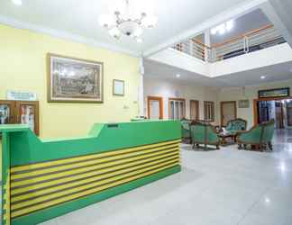 Lobi 2 OYO 1798 Hotel 37 Syariah