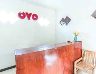 Lobi 2 OYO 1842 Hotel Orisa