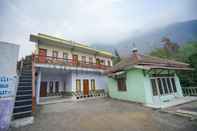 Exterior OYO 1834 Family Homestay Syariah