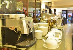 レストラン 4 Almond Hotel Sothearos